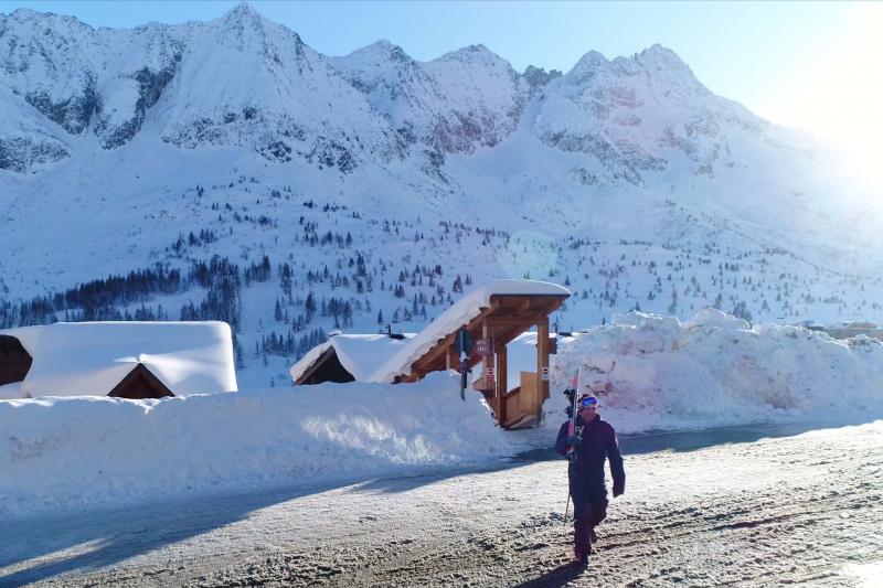 Hotel Dahu con partenza e arrivo Sci ai piedi passo Tonale